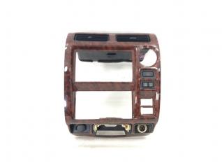 Запчасть рамка магнитофона Toyota Land Cruiser Prado 1999