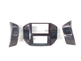 Запчасть блок управления зеркалами Mitsubishi Pajero 2001