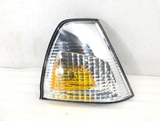 Запчасть габарит правый Toyota Grand Hiace 2000