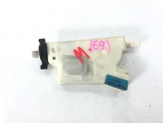 Запчасть замок лючка бензобака Nissan Fuga 2006