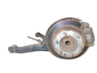 Запчасть ступица задняя левая Toyota Hiace Regius 1998