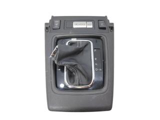 Запчасть консоль кпп Subaru Forester 2014