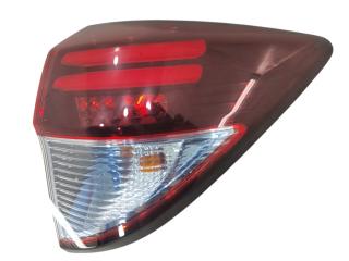 Запчасть стоп-сигнал правый Honda Vezel 2015