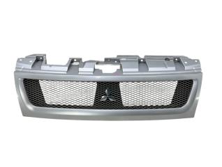 Запчасть решетка радиатора Mitsubishi Pajero 2007