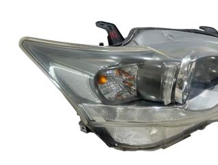 Фара правая CT200H 2012 ZWA10 2ZRFXE