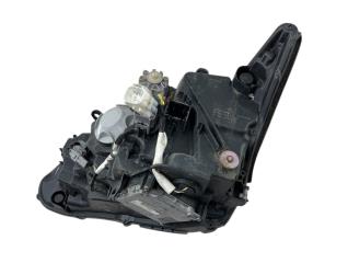 Фара правая CT200H 2012 ZWA10 2ZRFXE