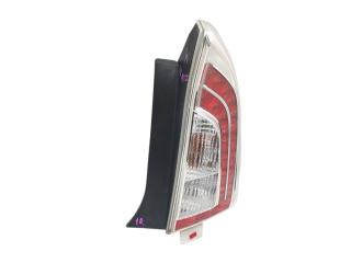 Фото запчасти стоп-сигнал правый Toyota Prius 2011 контрактная запчасть Запчасть стоп-сигнал правый Toyota Prius 2011