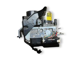 Запчасть блок abs Toyota Crown Majesta 2005