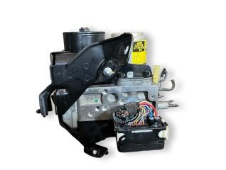 Запчасть блок abs Toyota Crown Majesta 2005