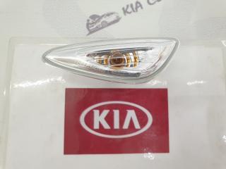 Повторитель поворота в крыло передний левый Kia Ceed 2012-2018