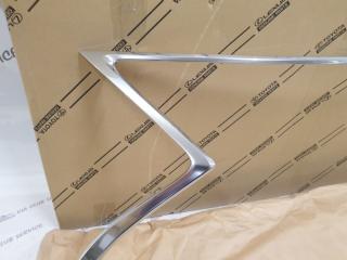 Молдинг решетки радиатора передний RX 2019-2022 4