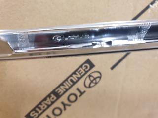 Молдинг решетки радиатора передний RX 2019-2022 4