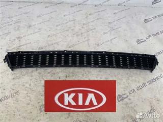Решетка в бампер передняя Kia Ceed 2015-2018
