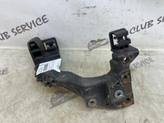 Кронштейн телевизора передний правый KIA CEED 2012