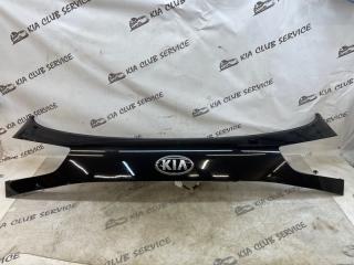 Накладка крышки багажника KIA CEED 2012 Б/У Накладка крышки багажника KIA CEED 2012