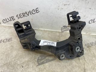 Кронштейн телевизора передний правый KIA CEED 2012