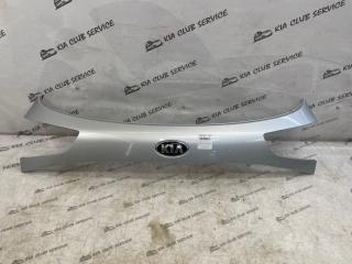 Накладка крышки багажника задняя KIA CEED 2016 Б/У Накладка крышки багажника задняя KIA CEED 2016