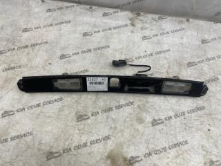 Накладка крышки багажника задняя KIA CEED 2016 Б/У Накладка крышки багажника задняя KIA CEED 2016