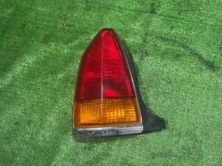 Стоп-сигнал левый Toyota Crown Majesta 1998