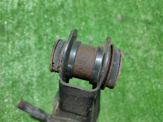 Рычаг подвески нижний передний правый MAZDA BONGO SLP2V L8 Рычаг подвески нижний передний правый MAZDA BONGO SLP2V L8
