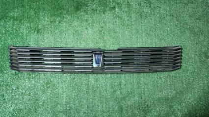 Запчасть решетка радиатора Toyota VOXY 2003