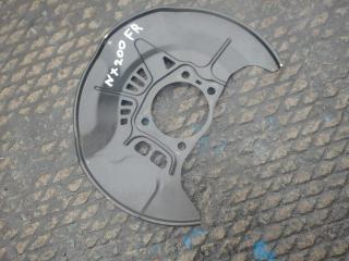 Фото запчасти щиток тормозного диска передний правый LEXUS NX200t контрактная запчасть Запчасть щиток тормозного диска передний правый LEXUS NX200t