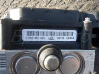 Блок abs NISSAN NV200 VM20 HR16DE 2 ракурс