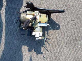 Блок abs NISSAN FAIRLADY Z GZ32 4760050P00 2 ракурс