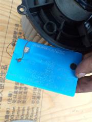 Мотор печки SUZUKI EVERY DA62 K6A 2 ракурс Мотор печки SUZUKI EVERY DA62 K6A 2 ракурс