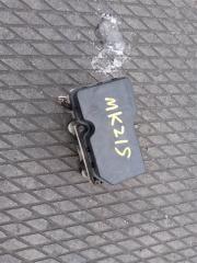 Блок abs SUZUKI PALETTE MK21S K6A 5611085K30 2 ракурс
