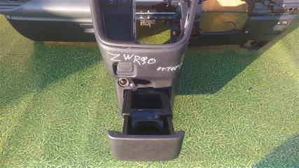 Торпедо TOYOTA NOAH ZWR90W 2 ракурс