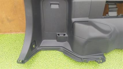 Обшивка багажника левая задняя TOYOTA NOAH ZWR90W 62735-V1010 2 ракурс