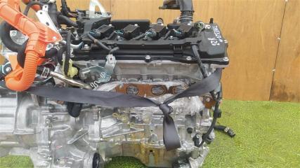 Двигатель TOYOTA NOAH ZWR90W 2ZR-FXE 2 ракурс