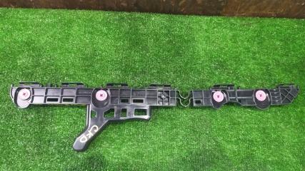 Крепление бампера правое заднее TOYOTA NOAH ZWR90W 52155-V1010 1 ракурс