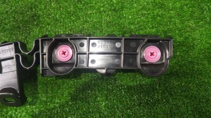 Крепление бампера правое заднее TOYOTA NOAH ZWR90W 52575-V1010 3 ракурс