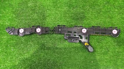 Крепление бампера левое заднее TOYOTA NOAH ZWR90W 52156-V1010 1 ракурс
