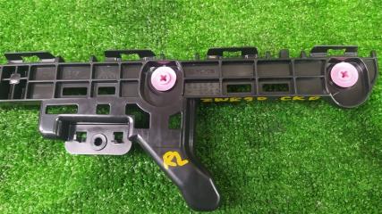 Крепление бампера левое заднее TOYOTA NOAH ZWR90W 52156-V1010 3 ракурс