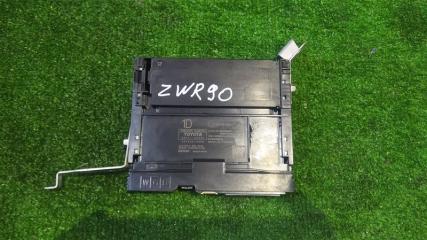 Запчасть блок управления TOYOTA NOAH