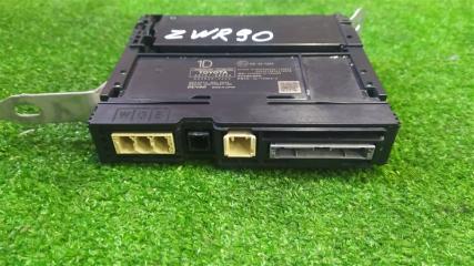 Блок управления TOYOTA NOAH ZWR90W 2ZR-FXE 86741-28030 3 ракурс