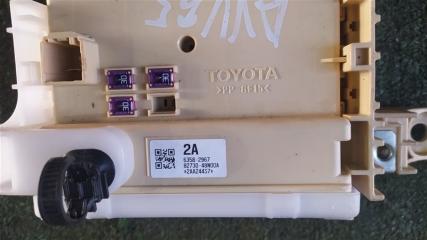 Блок предохранителей TOYOTA HARRIER AVU65 82730-48N00A 3 ракурс