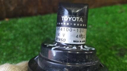 Помпа TOYOTA HARRIER AVU65 2AR-FXE 0641001301 2 ракурс