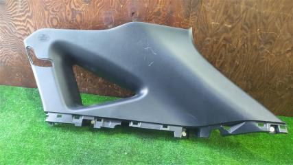 Обшивка багажника задняя правая TOYOTA HARRIER