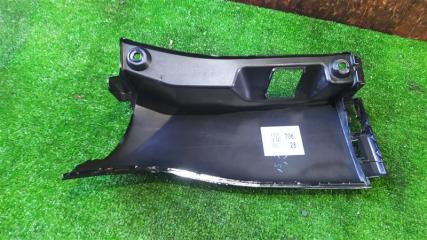 Планка под стоп правая TOYOTA NOAH ZWR90W 52165-V1010 3 ракурс