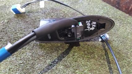 Антенна TOYOTA HARRIER AVU65 3 ракурс