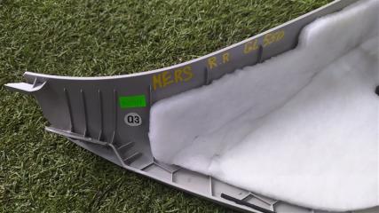 Накладка на стойку кузова задняя правая GL CLASS X166