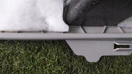 Накладка на стойку кузова задняя правая GL CLASS X166