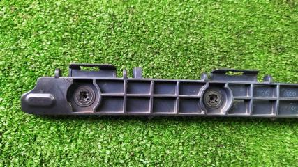 Крепление бампера правое заднее TOYOTA HARRIER AVU65 52155-48050 2 ракурс