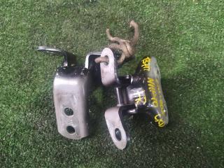 Петля дверная передняя правая TOYOTA AQUA