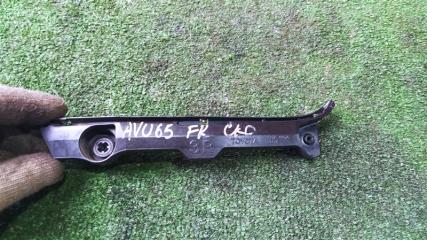 Крепление бампера переднее правое TOYOTA ISIS