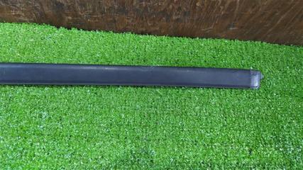 Молдинг лобового стекла левый GL CLASS X166